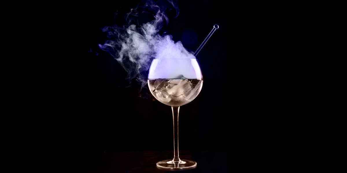 What is Dry Ice? All the secrets of a magic ingredient - 100%Chef Blog
